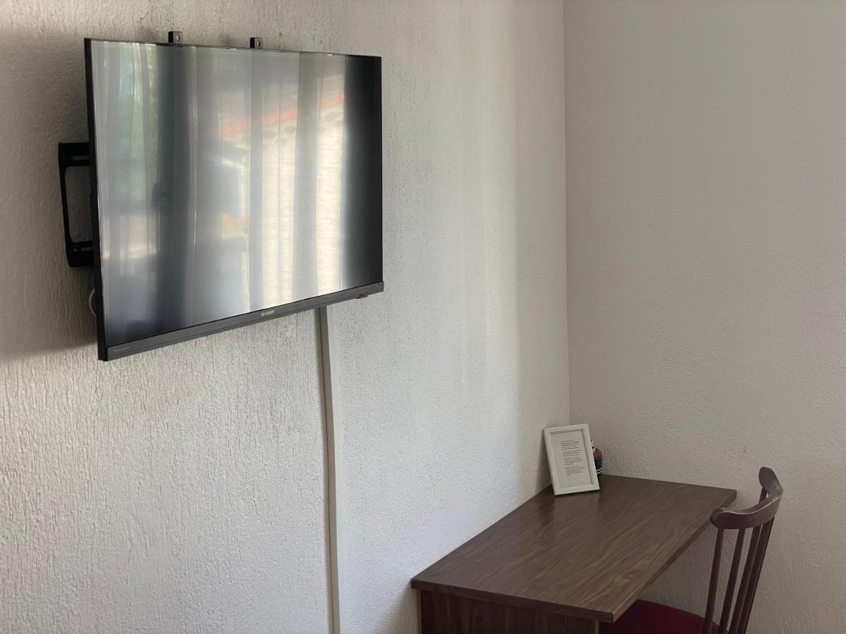 Motel Esterel Mandelieu Kültér fotó